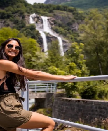 Yurtdışında Tek Başına Seyahat Edecekler İçin Güvenli Rotalar