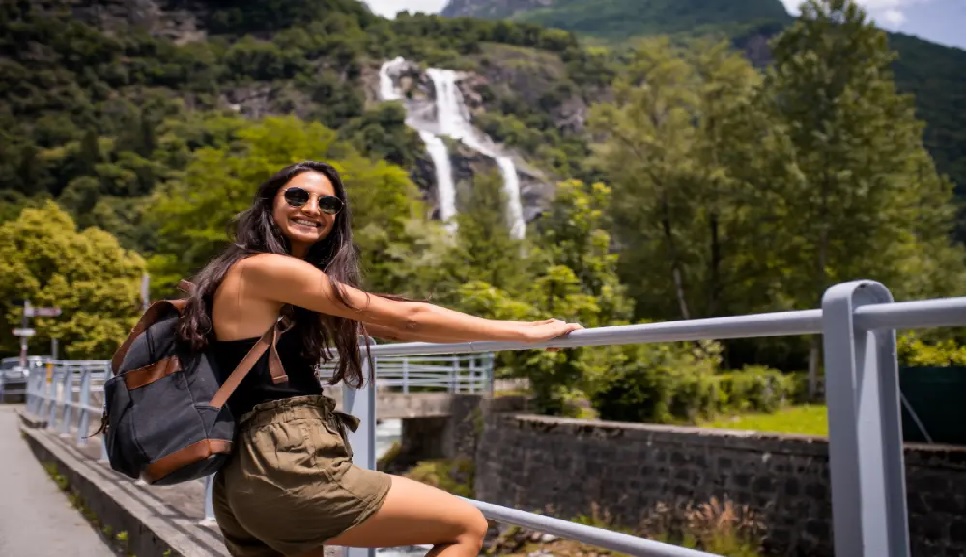 Yurtdışında Tek Başına Seyahat Edecekler İçin Güvenli Rotalar