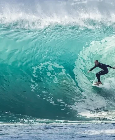 Portekiz’in Atlas Okyanusu Kıyısındaki En Popüler Sörf Noktaları